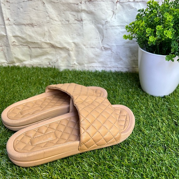 APL Lusso Quilted Slide clay Sandals womens 5 Rose Dust - Picture 6 of 16